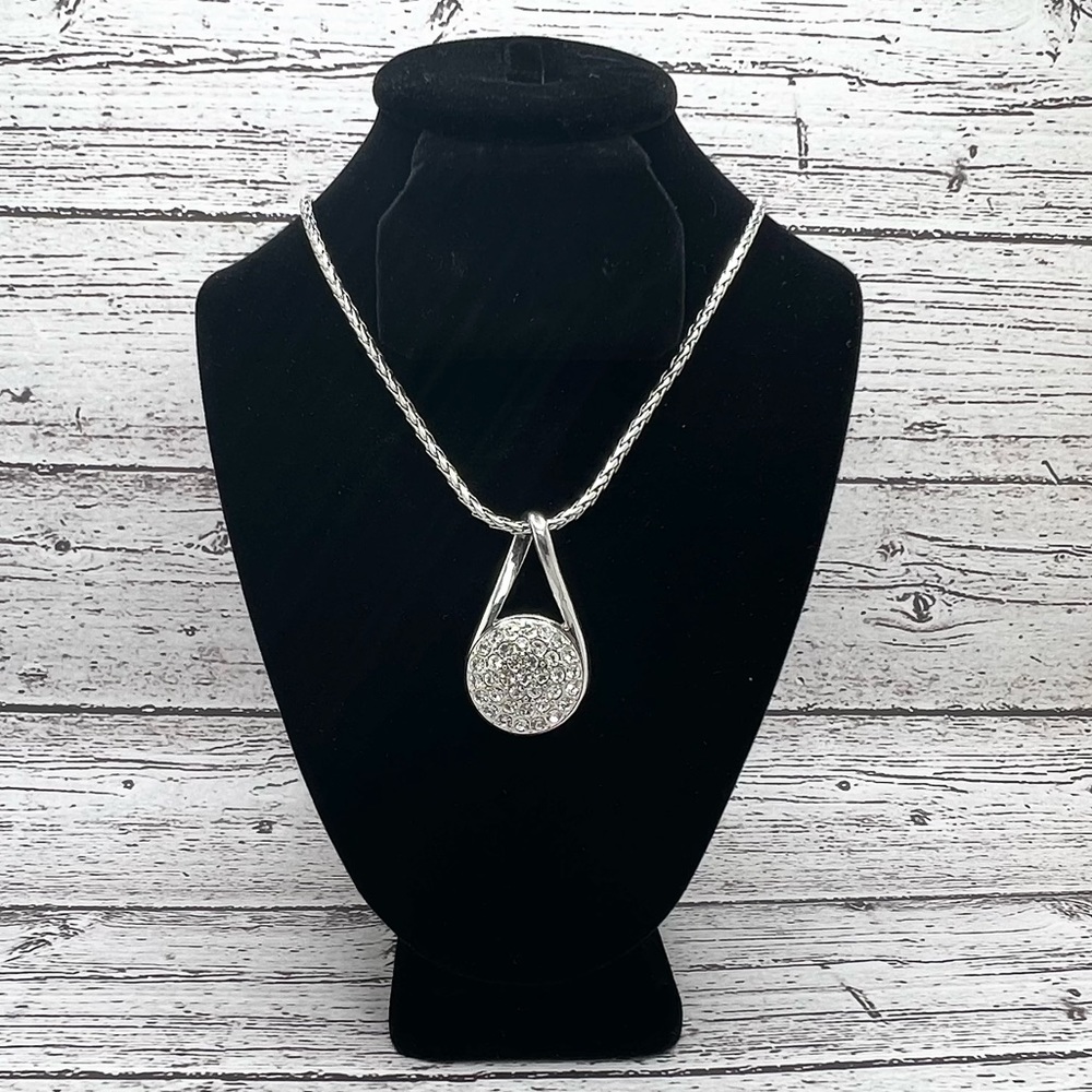 NWOT Ginger Snaps Silver Long Necklace with Interchangeable Snap
